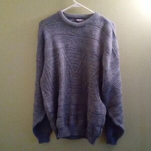 Gray Crewneck Sweater with Relaxed Fit and Ribbed Details